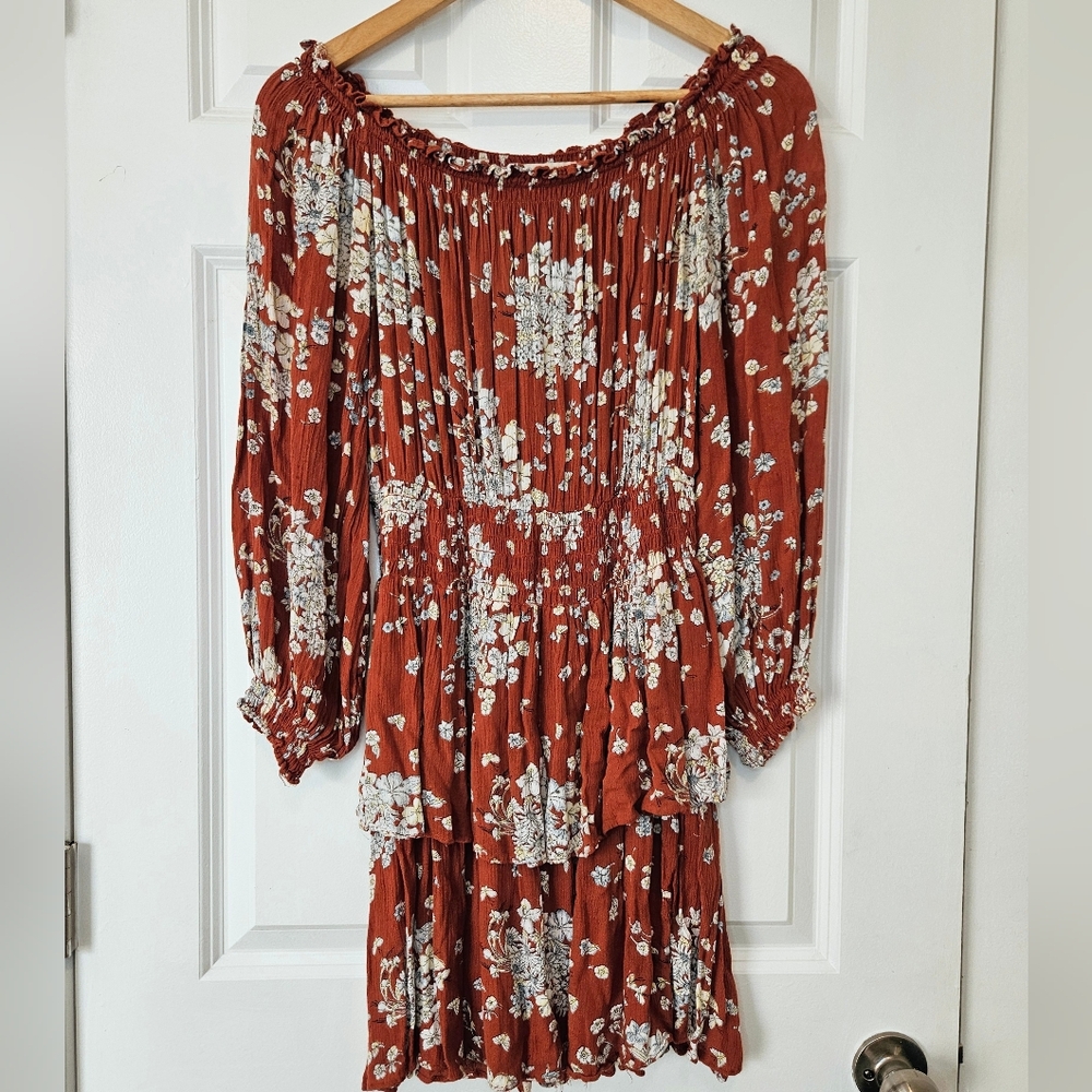 Urban Outfitters Off The Shoulder Tiered Ruffle Floral Boho Dress S - Picture 2 of 6